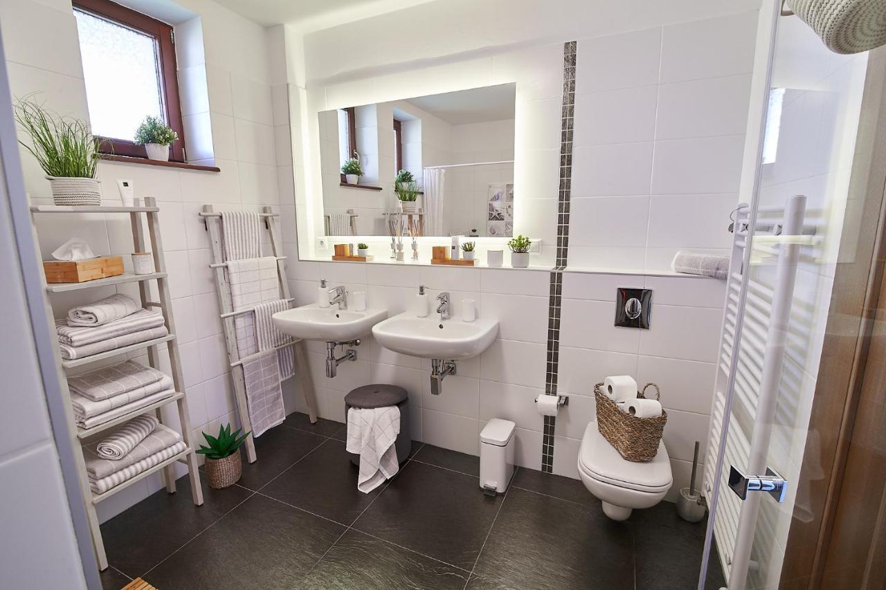 Ella Apartment Veľka Lomnica Bagian luar foto