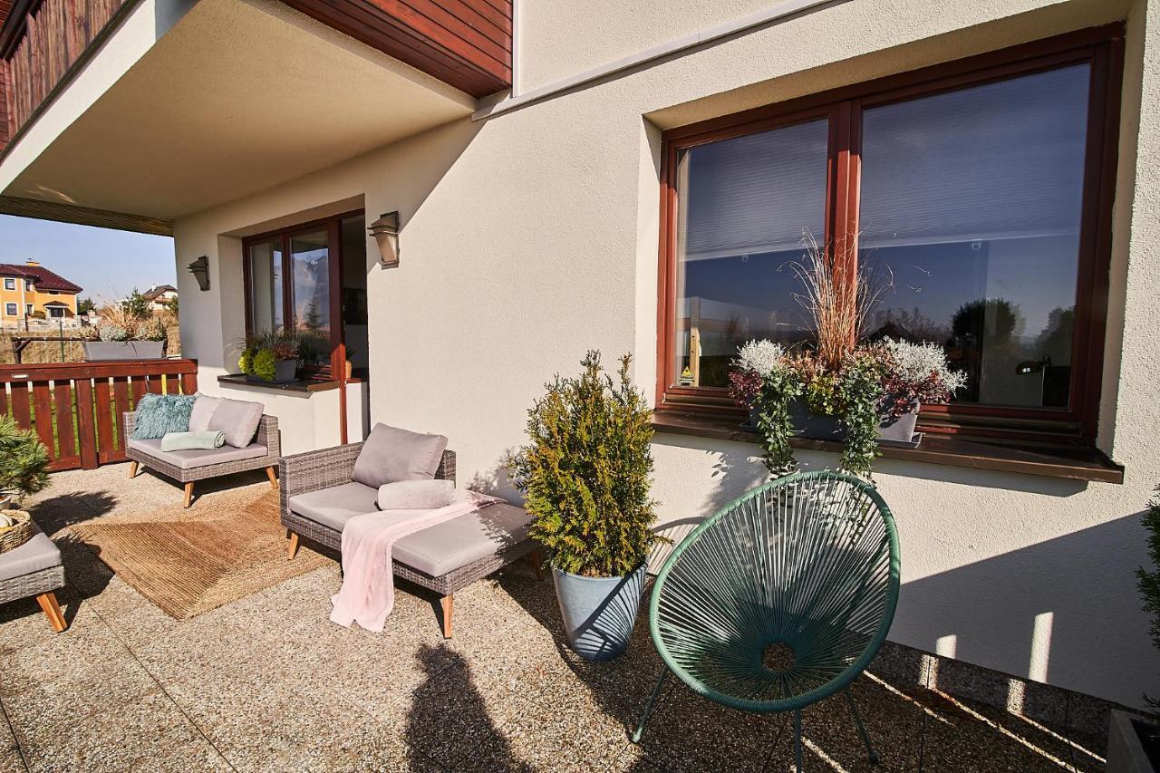 Ella Apartment Veľka Lomnica Bagian luar foto