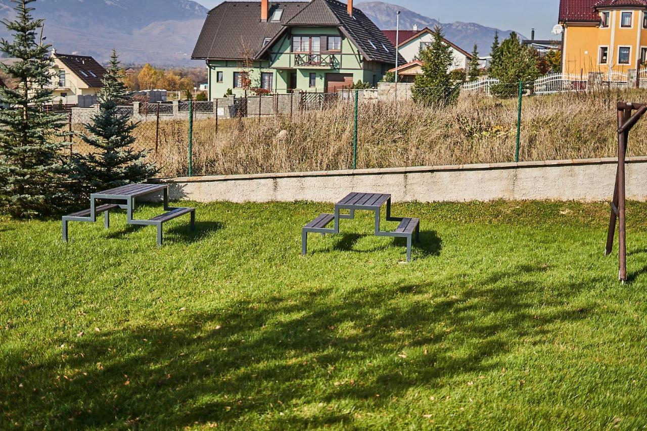 Ella Apartment Veľka Lomnica Bagian luar foto